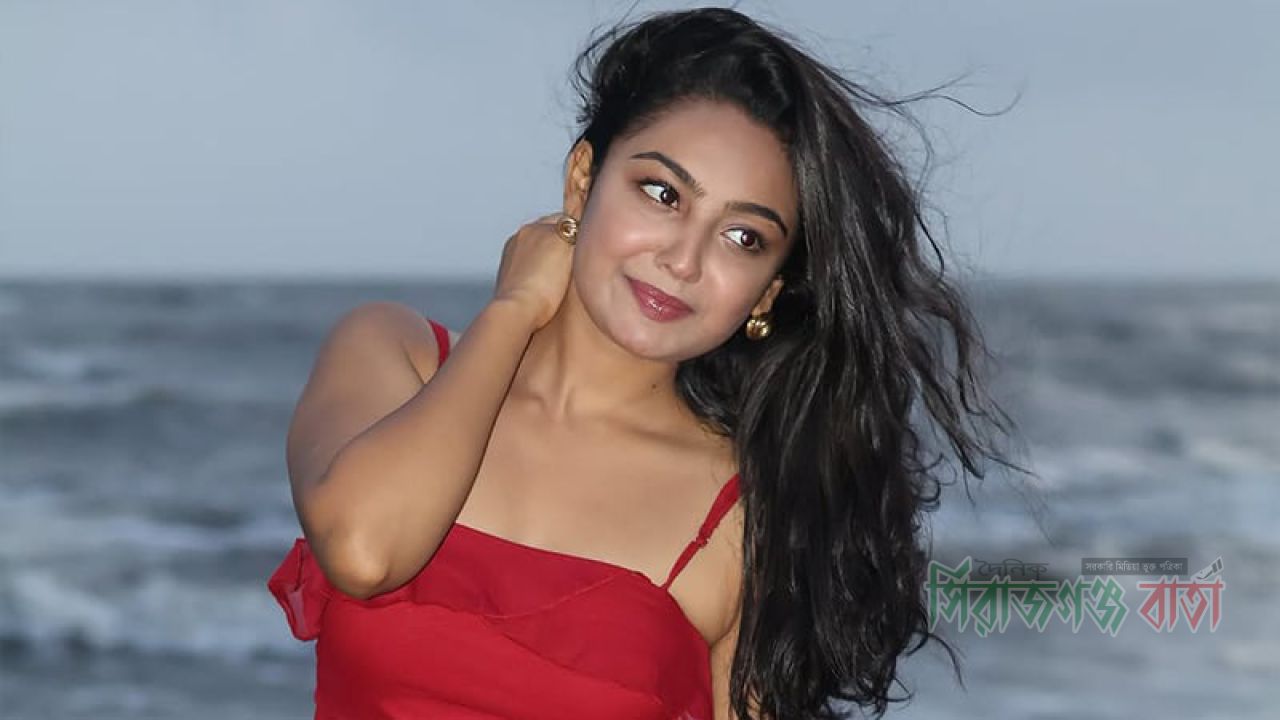 অভিনেত্রীর ঝুলন্ত লাশ উদ্ধার